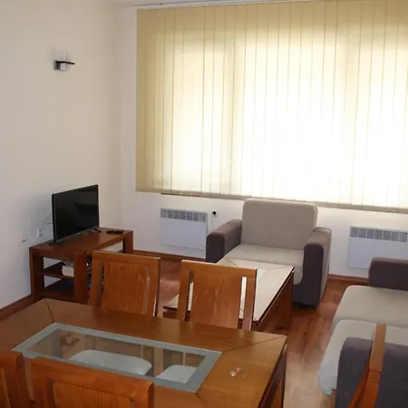 Cedar Hights Apartment Pamporowo